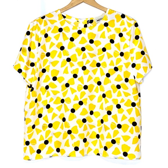 Vintage Tops - ❗️SOLD❗️1990s Vintage Silky Button Back Bow Blouse